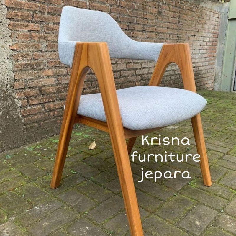 KURSI CAFE KAYU JATI TUA/MEUBEL JEPARA