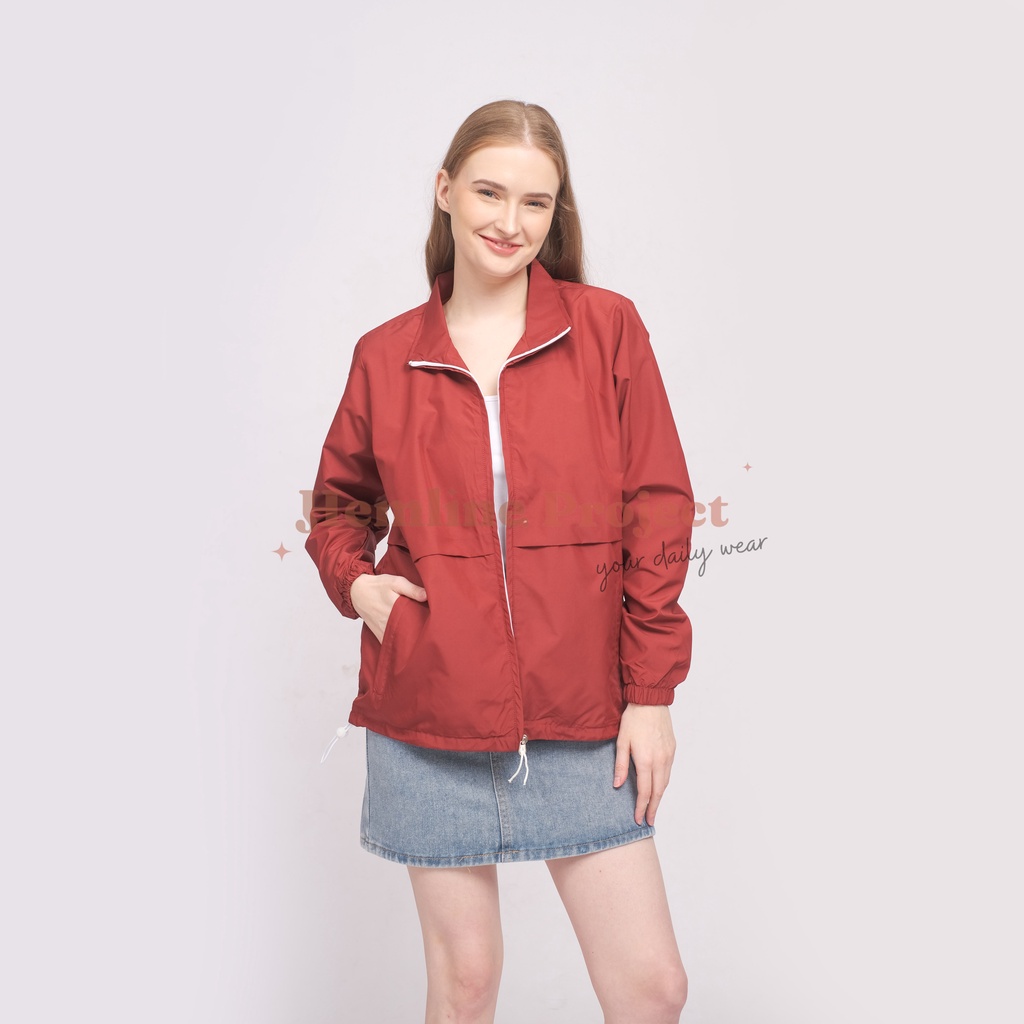 Elya Jaket Coach Wanita - Cherry