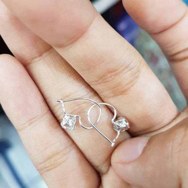 Anting kait desy kadar 375 Putih / Kuning