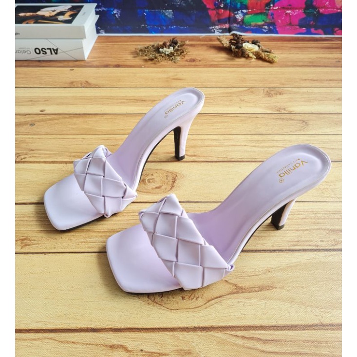 ABBUSHOES  Us 99 haig hell  ketupat 9cm