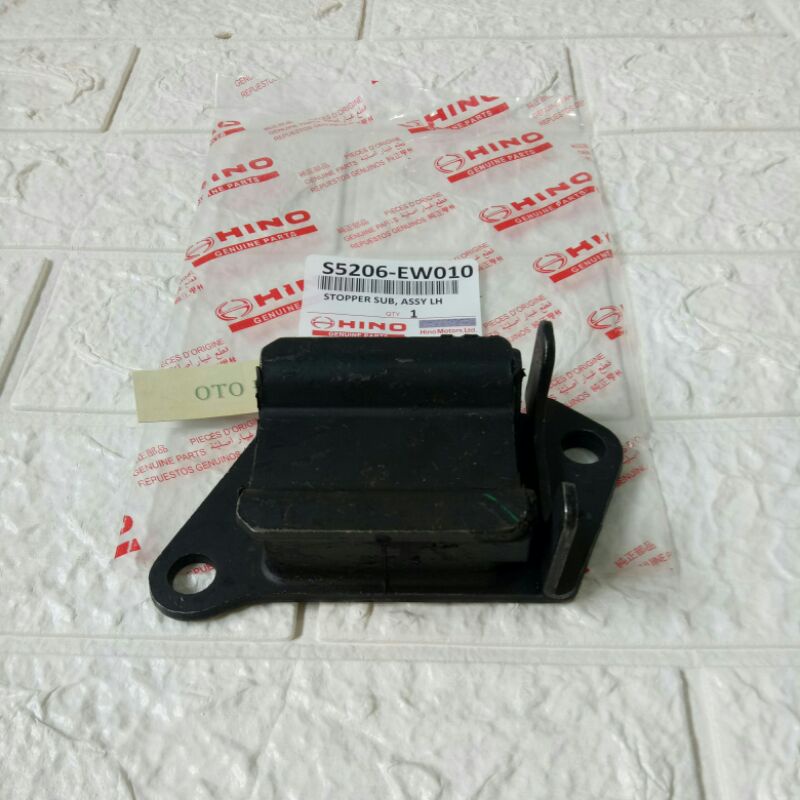 Karet kabin hino lohan hino 500 tatakan kabin hino lohan stopper cabin hino lohan hino500 karet kabi