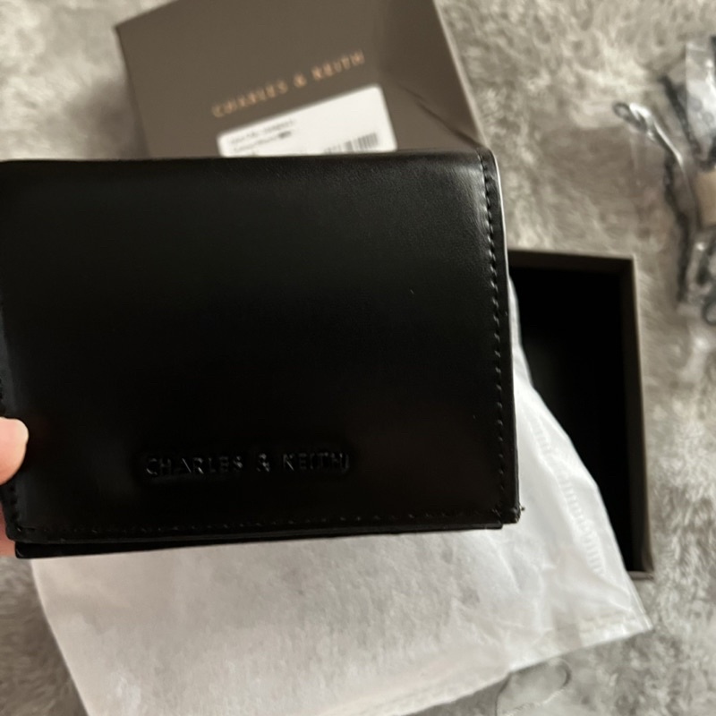 PRELOVED tas /dompet CHARLES & KEITH Black snap button mini wallet