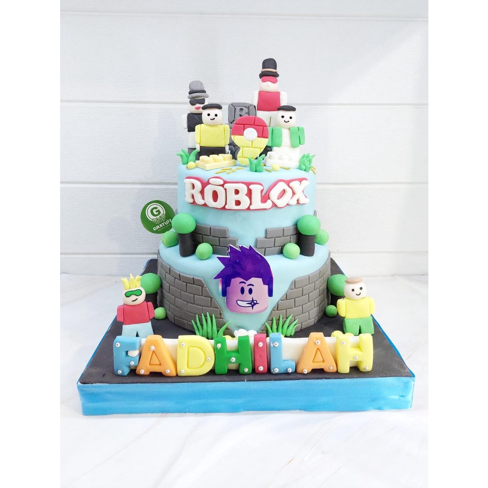 

cake roblox / kue roblox uk 20 + 15 cm