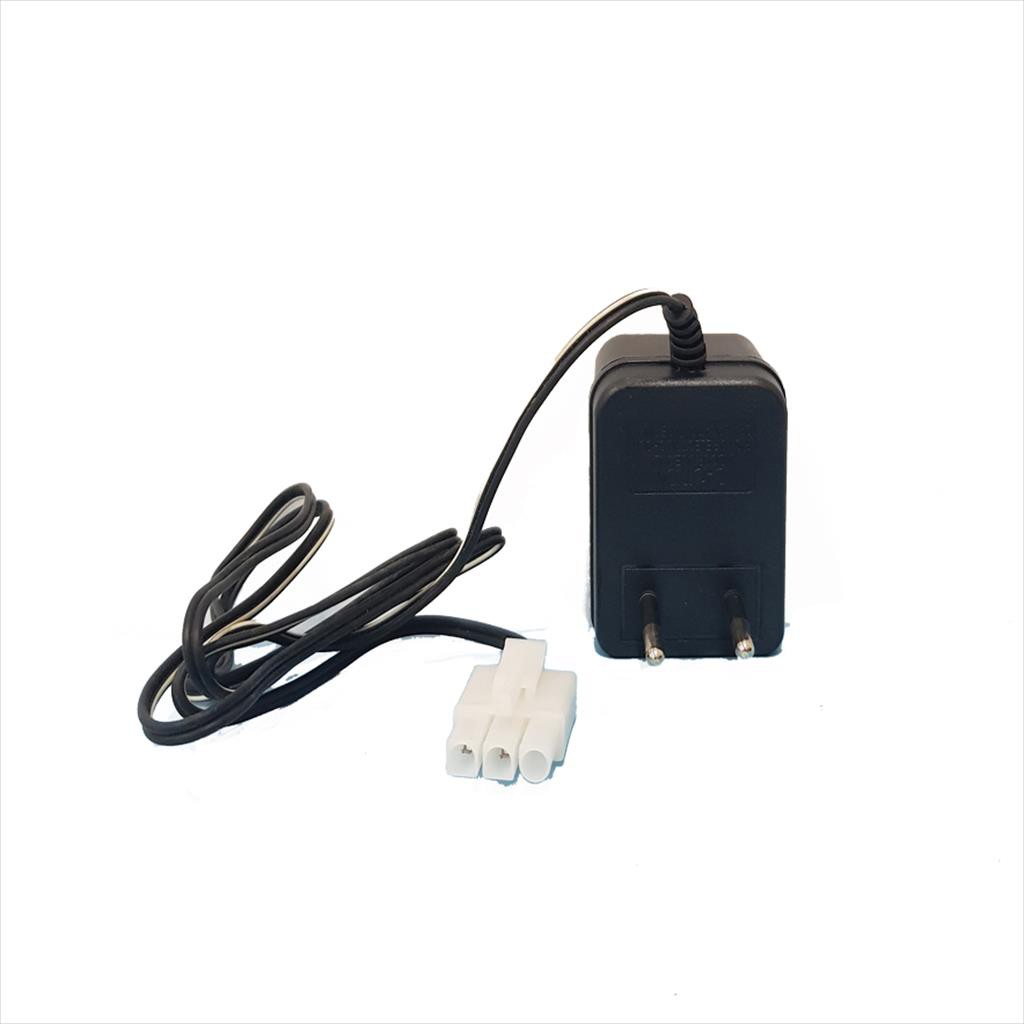 Charger Baterai Mobil Remot  Control / Adaptor Batere 2 Pin