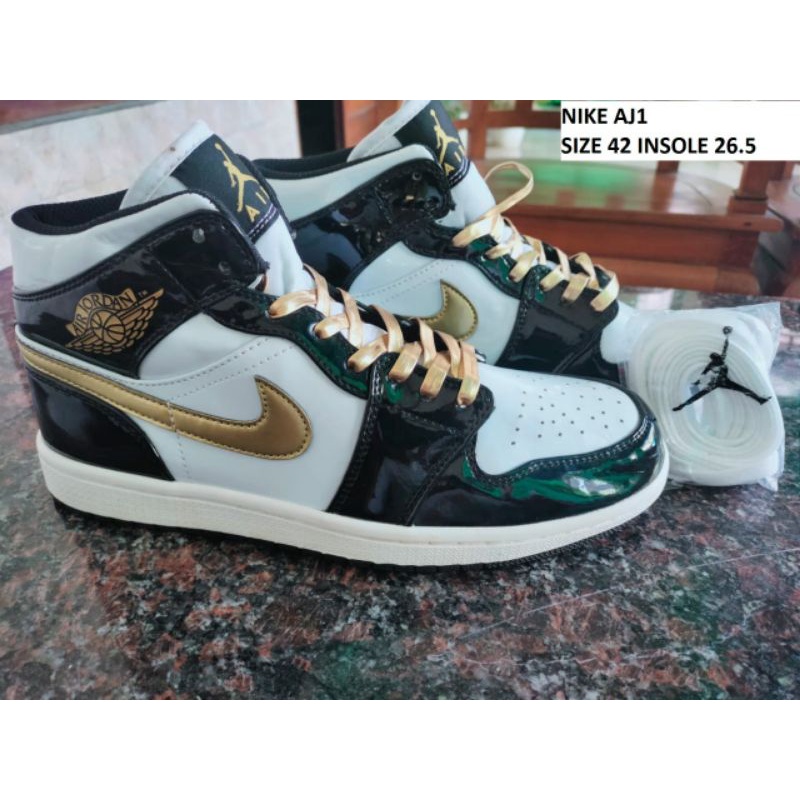 Air jordan nike sepatu second branded