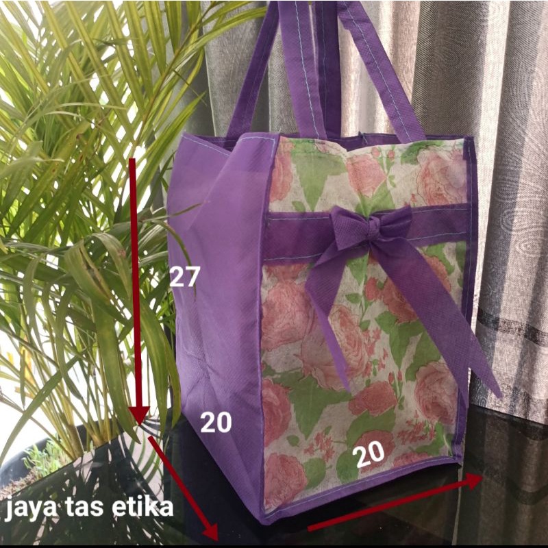 (1 lusin = 12 psc )tas hajatan goodie bag pita kotak20