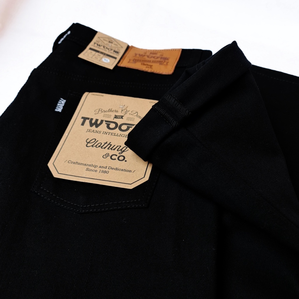 TWO ONE Celana Jeans Panjang Pria Slim Fit Denim Stretch Hitam Pekat