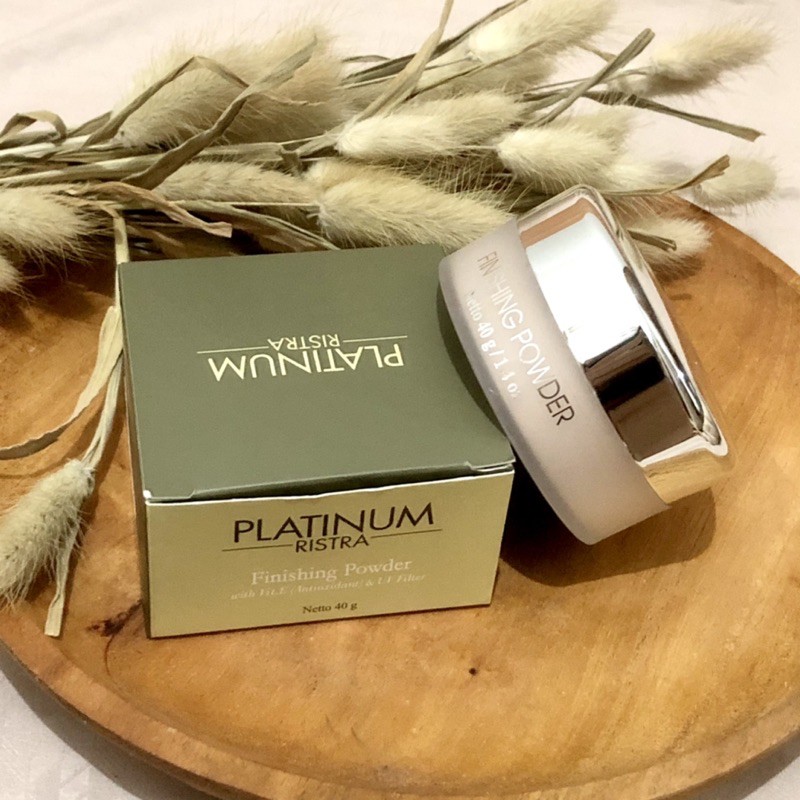 Preloved RISTRA PLATINUM FINISHING POWDER 40GR