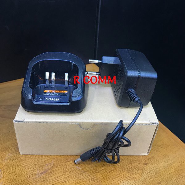 CHARGER HT BAOFENG UV-82