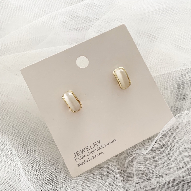 Anting Tusuk Bahan Sterling Silver Hias Opal Gaya Simple (Takota 032)