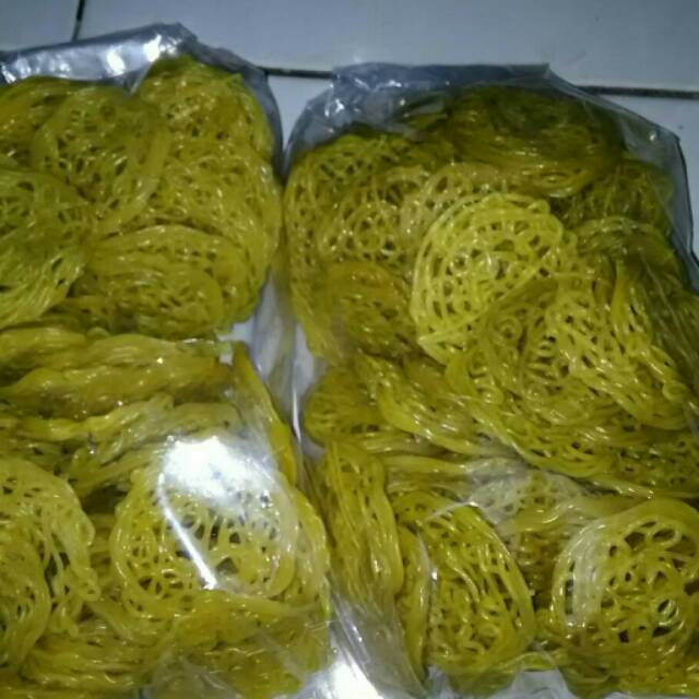 

KERUPUK MIE