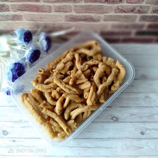 

KRIPIK USUS GURIH
