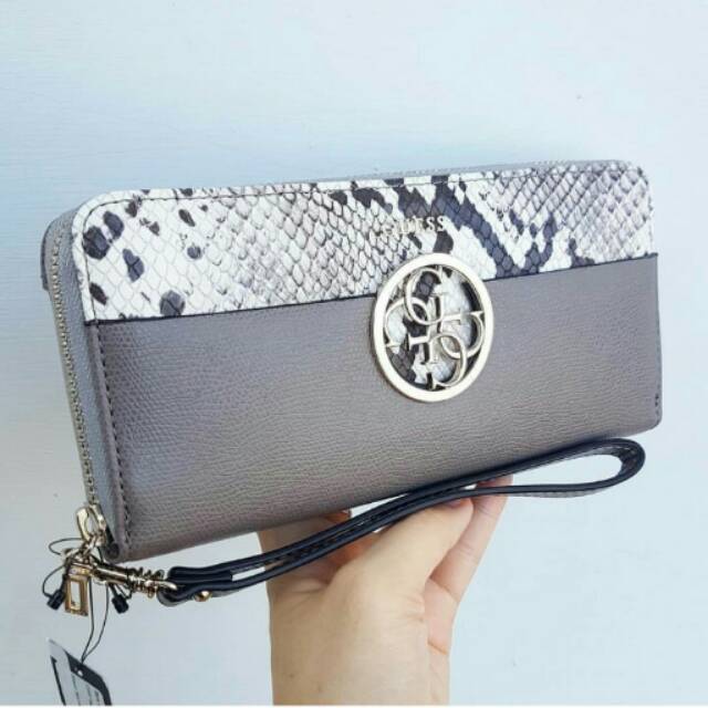 Guess wallet