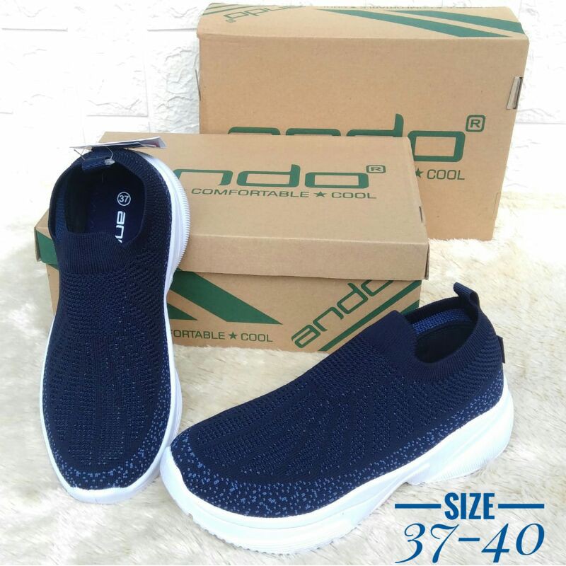 SEPATU SLIP ON WANITA ANDO