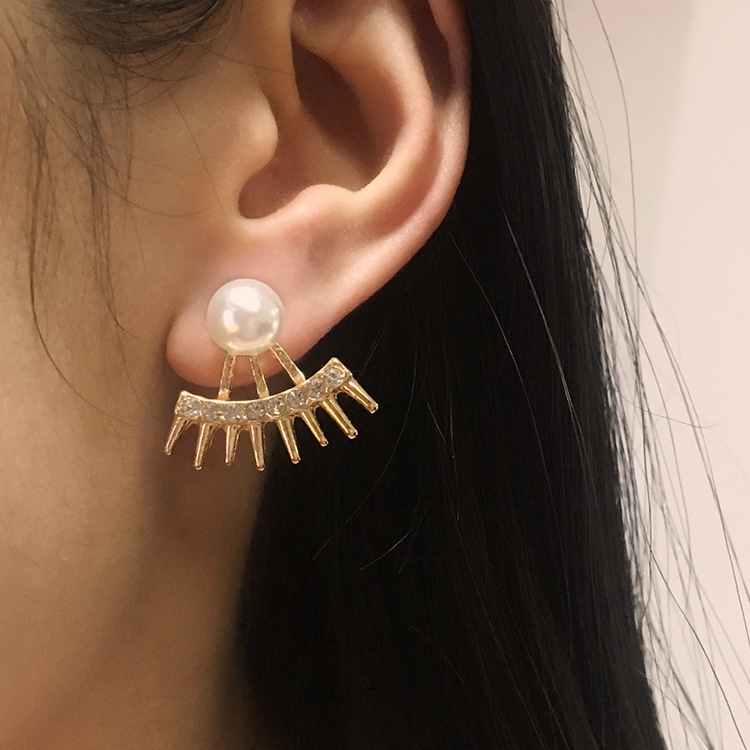 Eropa dan Amerika baru mutiara anting-anting punk menunjuk cone full-permata anting-anting anting-an