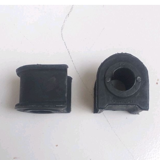 Karet stabilizer depan Toyota Avanza Xenia bela roti