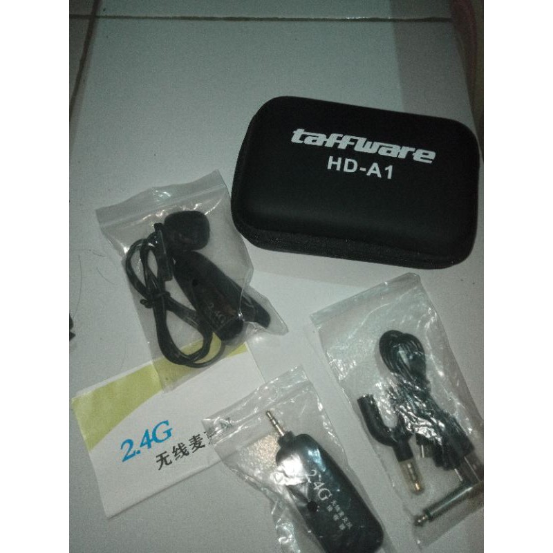 Microphone Mic Clip On Wireless 2.4G UHF PRANK VLOG untuk Smartphone HP dan kamera