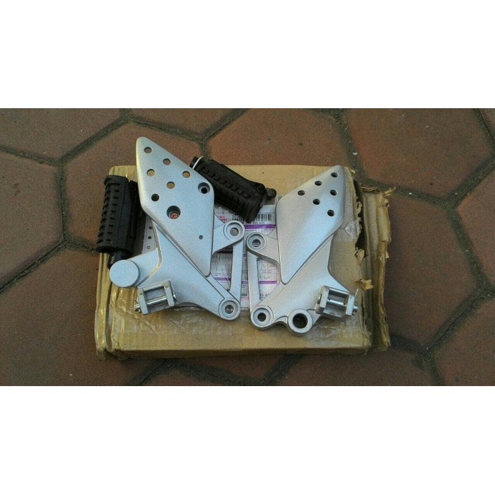 footstep depan cbr old / cbr 150r thailand