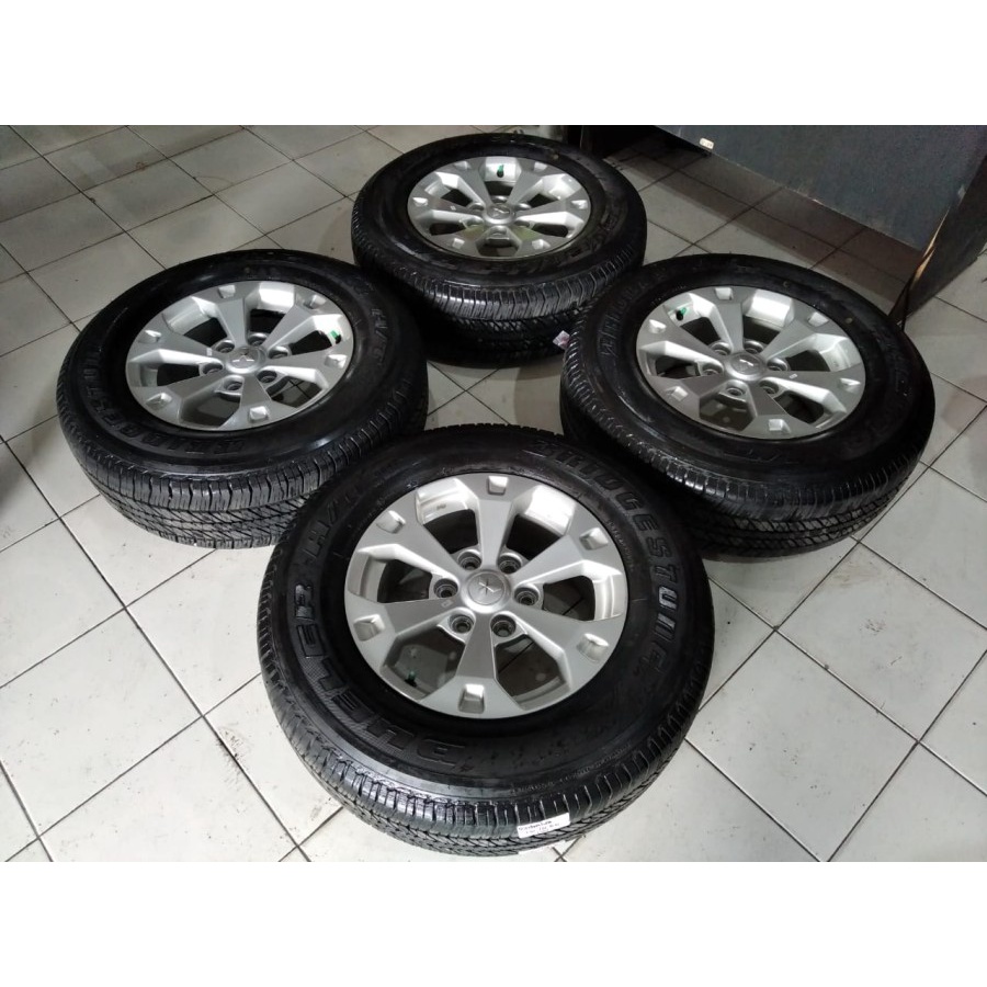 Velg Mobil Bekas Ring 17 Standar Pajero Dakar Ban Bridgestone 265 65 R17