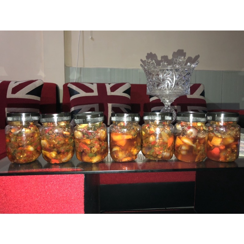 

SAMBEL BAWANG JELETOT FRESH HOME MADE