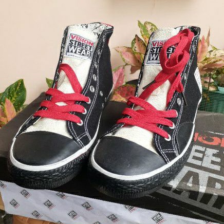 Sepatu Vision Street Wear (SOLD)