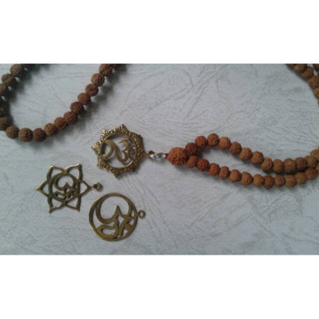 Kalung genitri plus liontin omkara