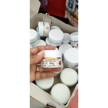 RK KLINIK CREAM PEMUTIH GLOWING