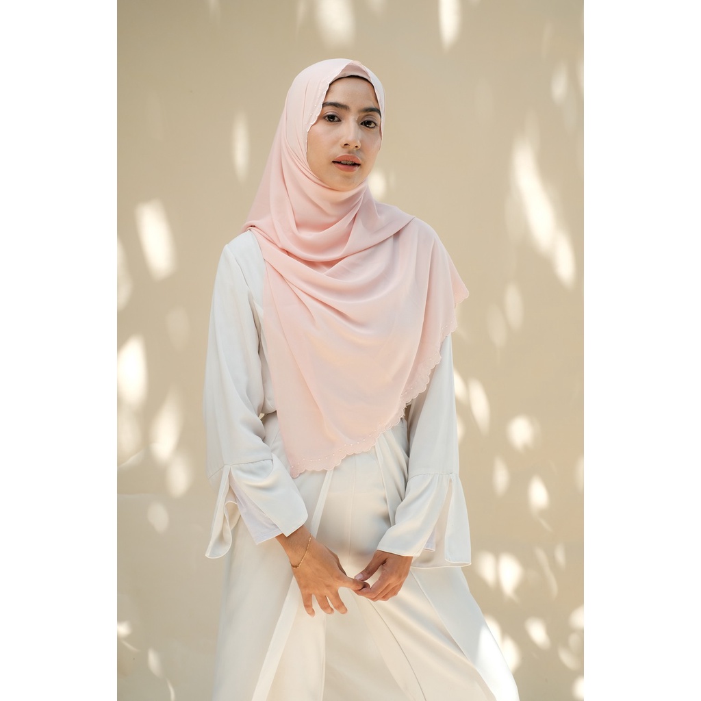 RATU Embroidery HIjab Shawl - Malek - Rose Quartz