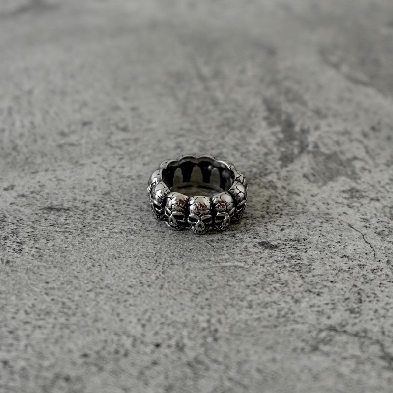 FAITH FADE - Horizontal Skull Ring