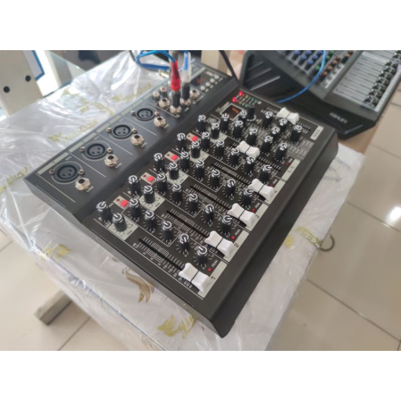 mixer ashley 4 ch + 1 ch stereo body besi 16 dsp mode effect