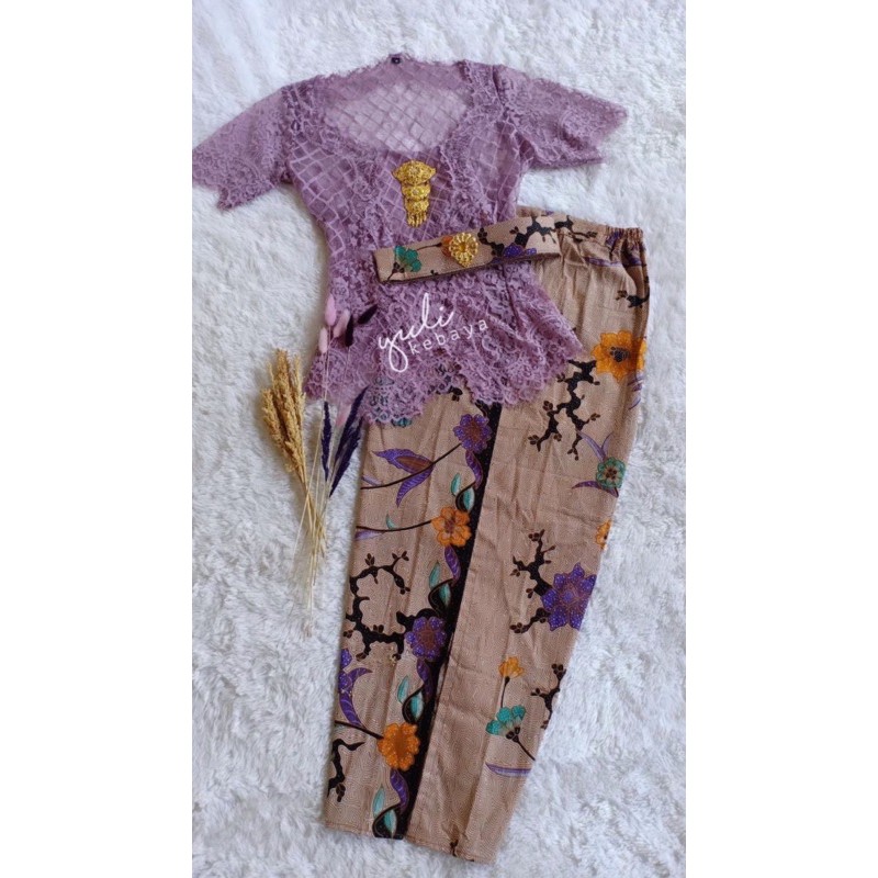 Set Kebaya Bali Jadi Murah Semi Italy lilac | Kebaya Modern