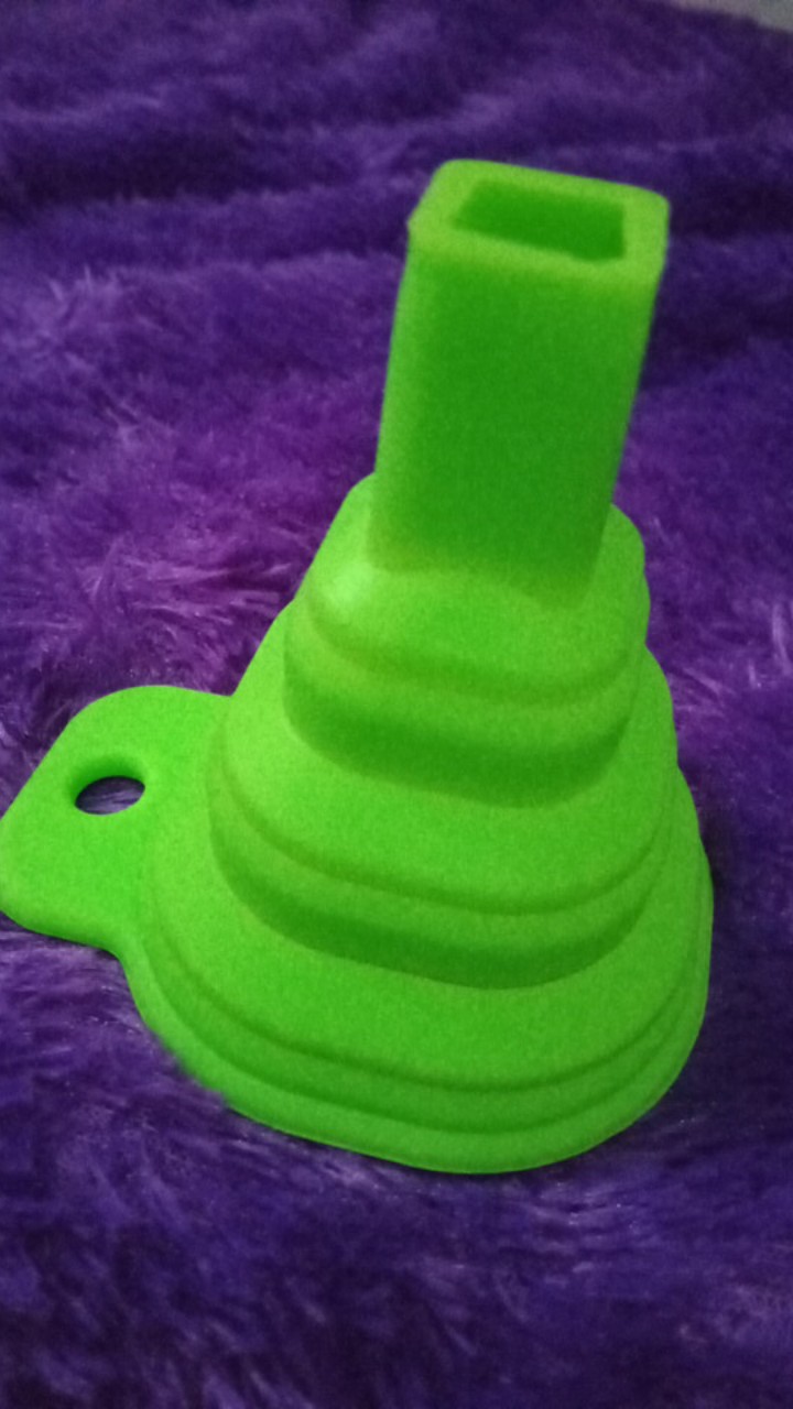 Corong Lipat Mini Bahan Silikon Untuk Peralatan Dapur