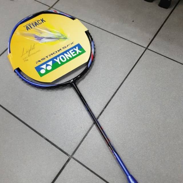 Raket Badmiton Yonex Astrox 5 FX