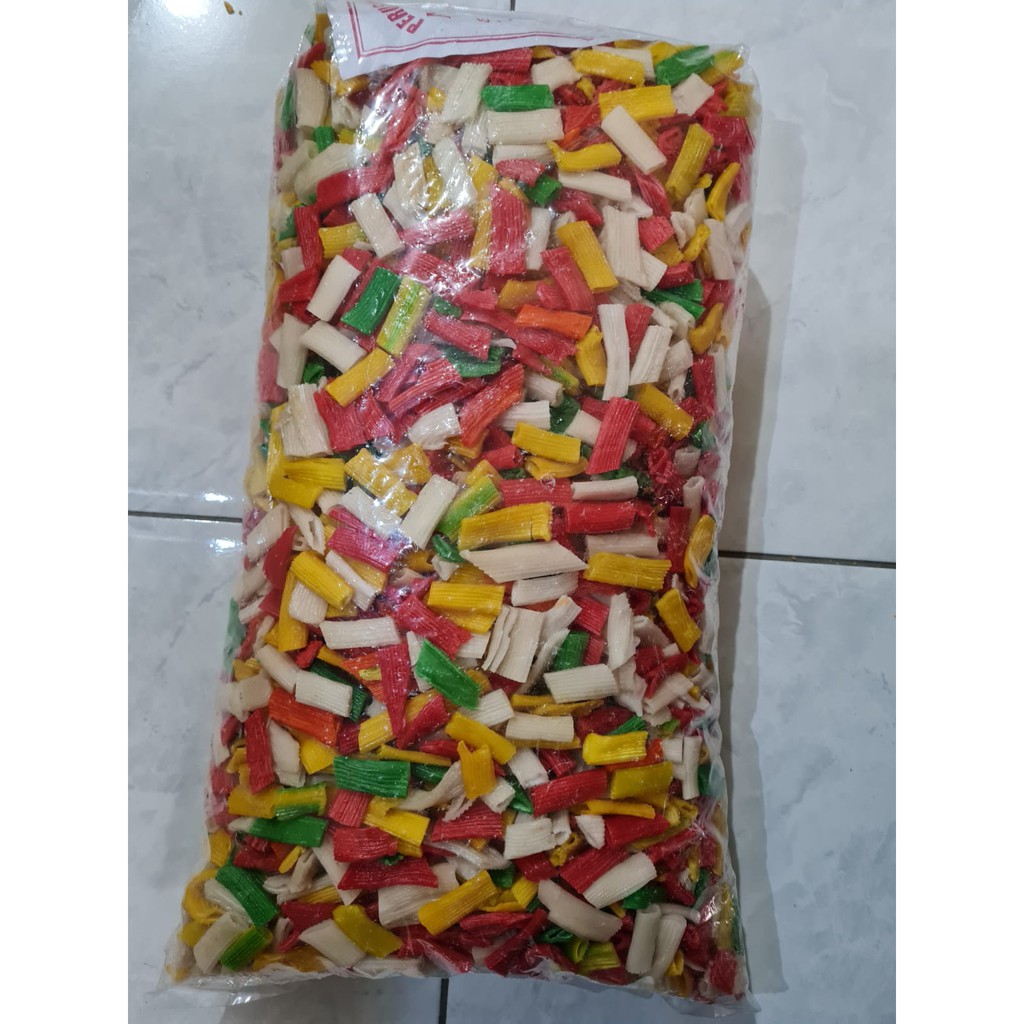 

KERUPUK MILENIUM MERK TANGAN MAS 1 BAL 5KG