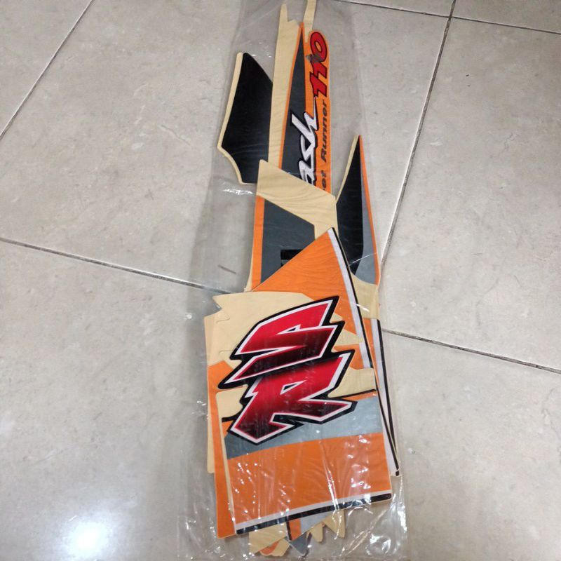 striping stiker les body Suzuki smash sr 2005 orange