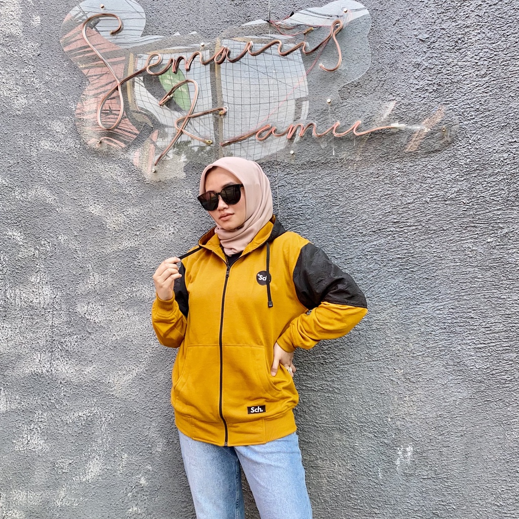 Jaket Sweater Zipper Bordir Kombinasi Qwilting MUSTARD S C H