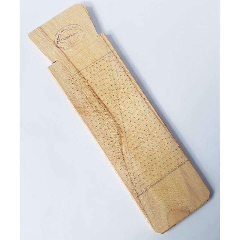 Parutan Kelapa Kayu - Parutan Kayu Tradhisional - Parut Singkong - Parut Jahe