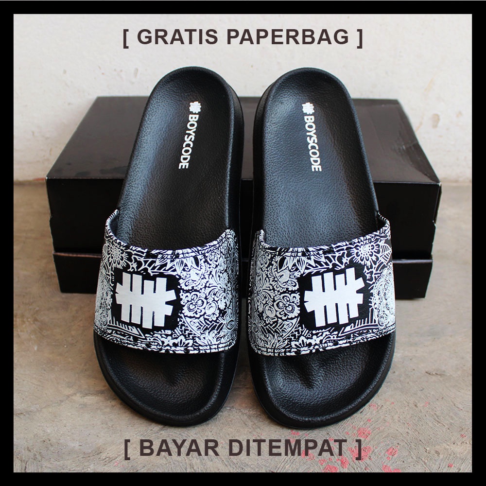 Sendal Selop Pria Distro Boyscode Motif Batik Logo Original Fullblack / Sendal Slide Pria