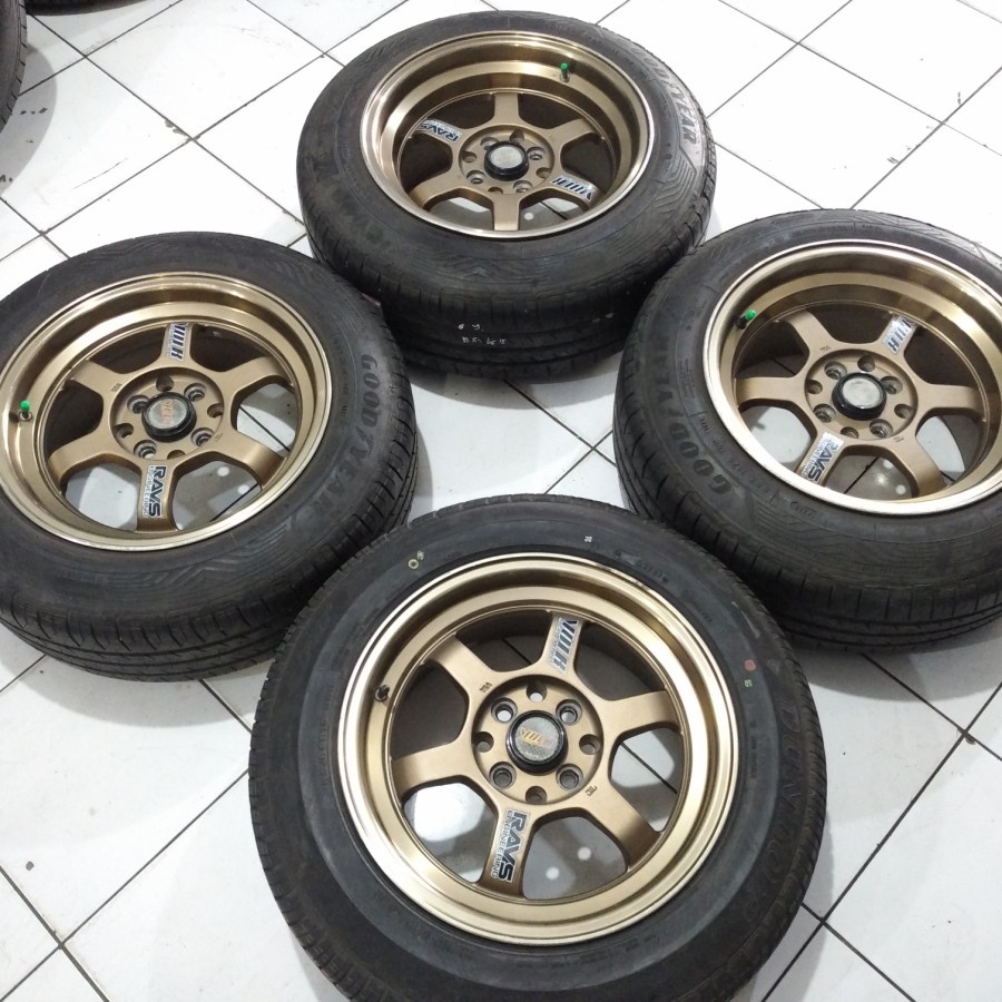 Jual Velg Mobil Bekas Untuk Mobil Brio Agya Calya Sigra March Mirage ...