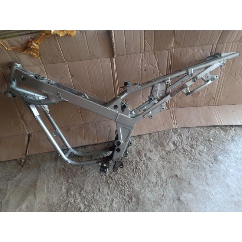 Rangka Kawasaki Ninja R SS original tahun muda