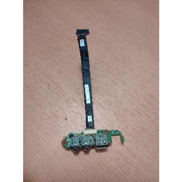 Port USB Laptop Axioo Neon E4121 CNW
