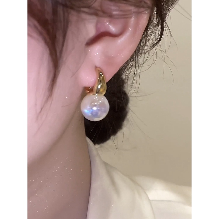 Anting Tusuk Gantung Desain Mermaid Hias Mutiara Putih Gaya Elegan Untuk Wanita