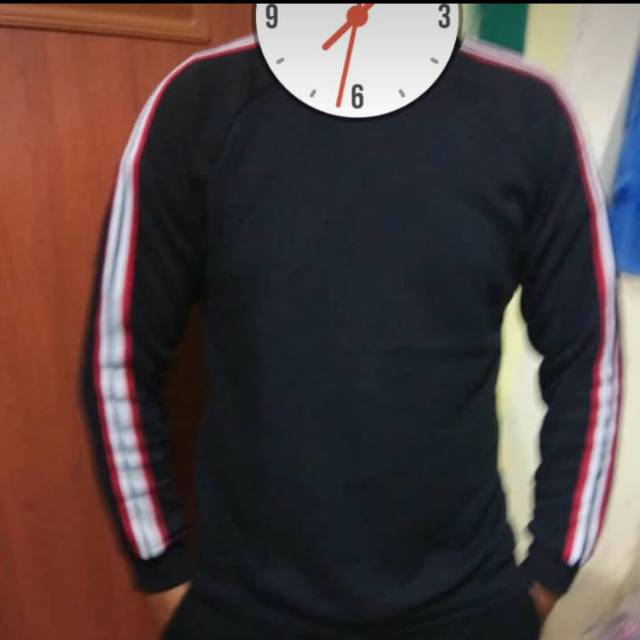 Sweater uniqlo sisa export stocklot