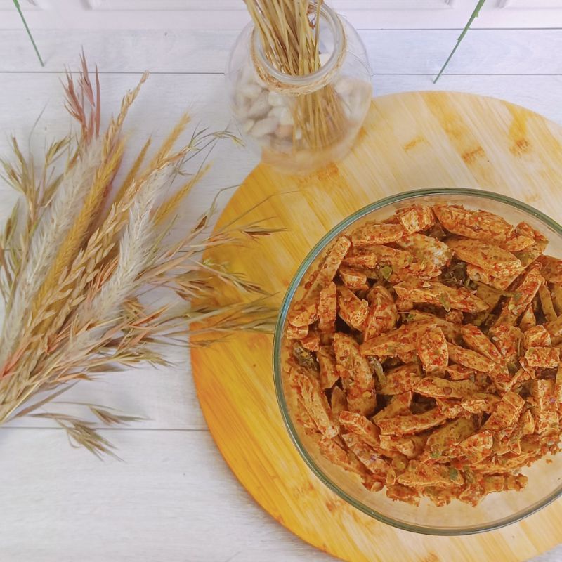 

Basreng stik pedas jeruk, bumbu basah, baso goreng 40 gram