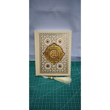 Cetak yasin dan tahlil 208 hlm jenis kertas mattepaper dengan Cover Mozaik poli 3 warna Embos.