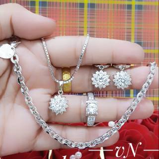 Unduh 93+ Gambar Emas Silver  Gratis