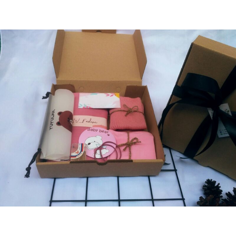 

gift box hijab lengkap, gift box cewek