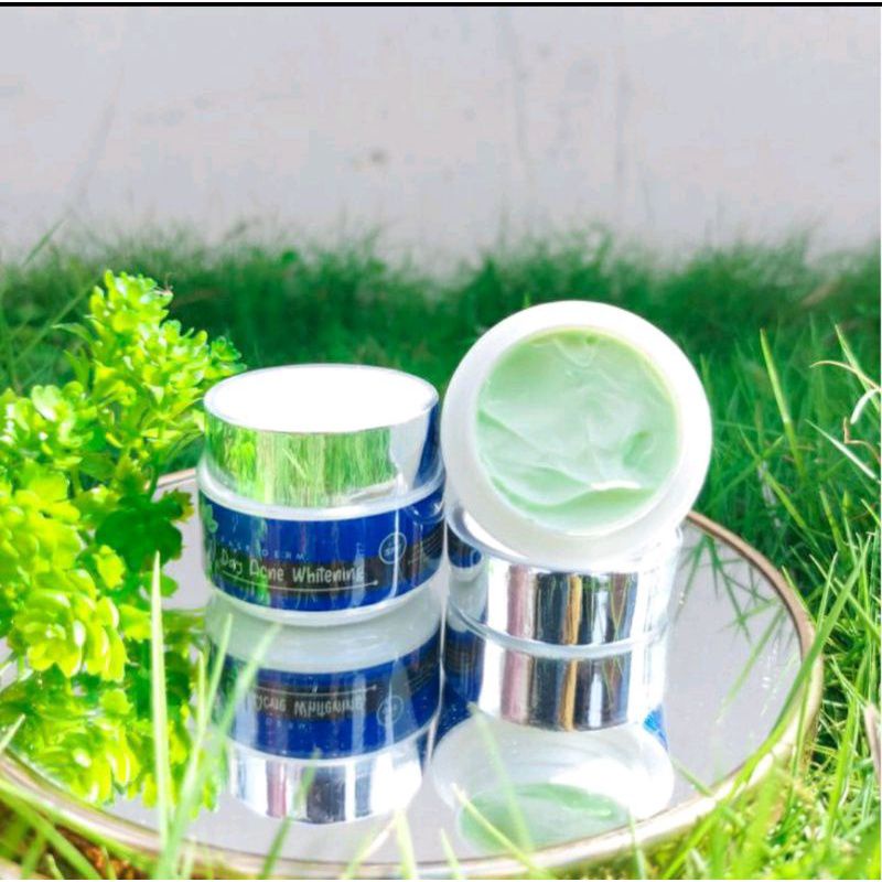 READYECER DAY CREAM ACNE WHITENING FAST DERM PLATINUM