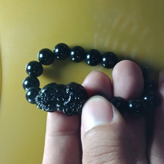 Gelang pixiu batu pasir