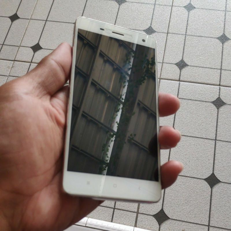 xiaomi Mi4 LTE (minus Touch screen)